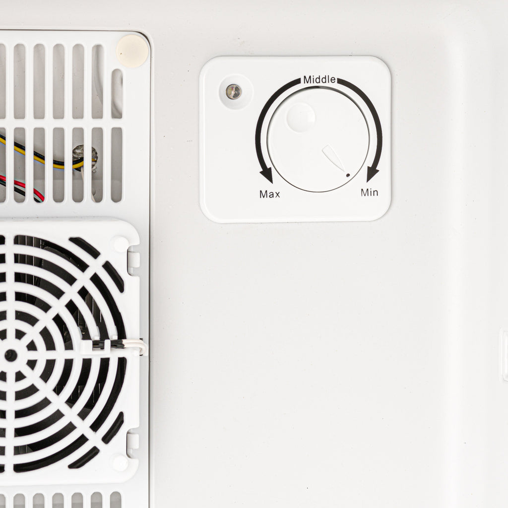 Mini fridge temperature control dial with Max and Min markings