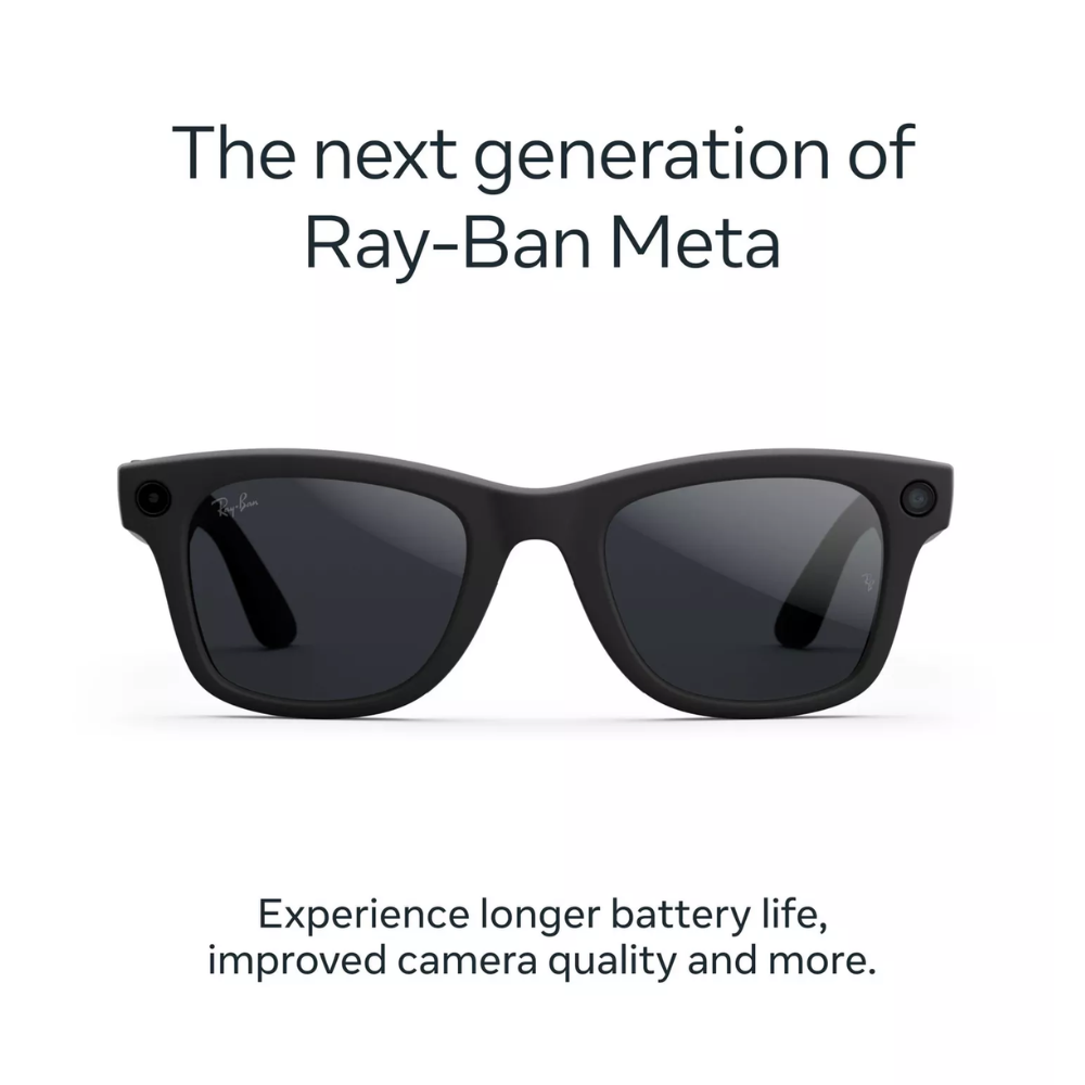 Front view matte black Wayfarer sunglasses with dark mirrored lenses.