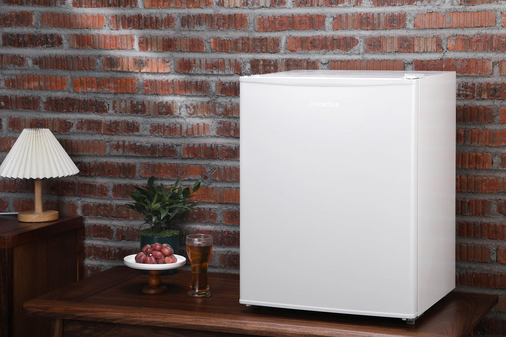 White mini freezer cabinet with closed door
