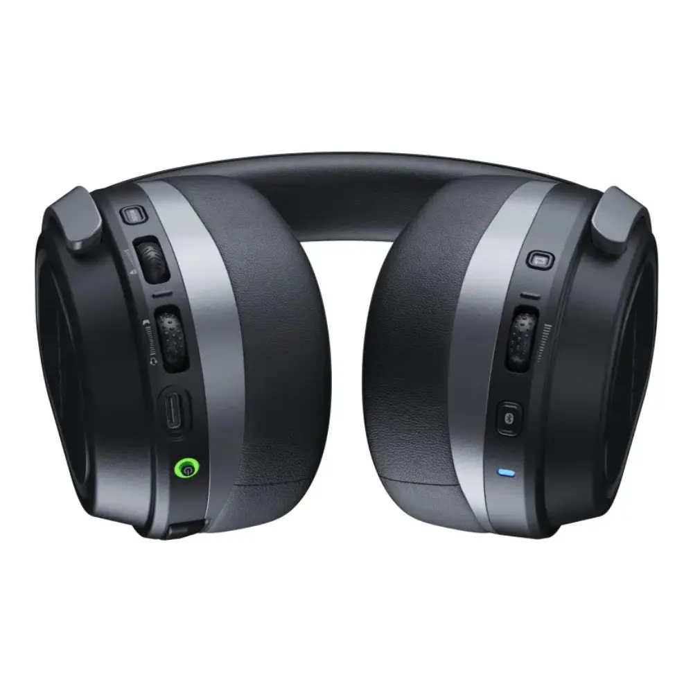 Turtle Beach Stealth 700 Gen 3 black over-ear gaming headset with side buttons